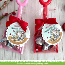 Cargar imagen en el visor de la galería, A mole lot of love - Lawn Fawn