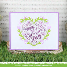 Cargar imagen en el visor de la galería, Heart wreath stencils - LawnFawn