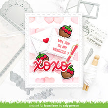 Cargar imagen en el visor de la galería, Layered hearts background stencils - Lawn Fawn