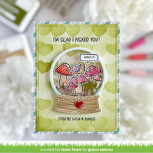 Cargar imagen en el visor de la galería, Layered hearts background stencils - Lawn Fawn