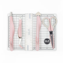 Cargar imagen en el visor de la galería, Mini Tool Kit pink-  We R Memory Keepers
