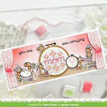 Cargar imagen en el visor de la galería, Embroidery hoop - Lawn Fawn