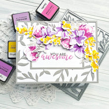 Cargar imagen en el visor de la galería, Leaf Frame Cover Die- Altenew