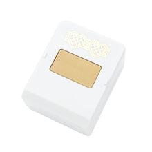 Cargar imagen en el visor de la galería, Perforador borde corazón - WE R Memory Keepers