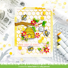 Cargar imagen en el visor de la galería, Magic iris beehive add-on -   Lawn Fawn
