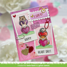 Cargar imagen en el visor de la galería, Outline hearts stencil - Lawn Fawn
