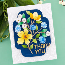 Cargar imagen en el visor de la galería, Four Petal Thank You Floral -Spellbinders

