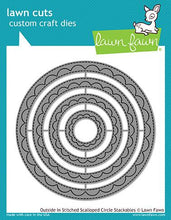 Cargar imagen en el visor de la galería, outside in stitched scalloped circle stackables  - Lawn Fawn
