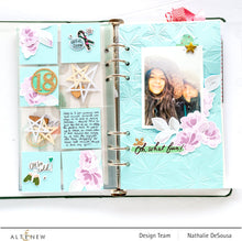 Cargar imagen en el visor de la galería, Crossing Stars 3D Embossing Folder - Altenew
