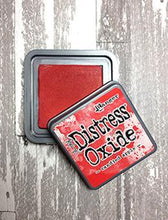 Cargar imagen en el visor de la galería, TINTA DISTRESS OXIDE Candied Apple- TIM HOLTZ
