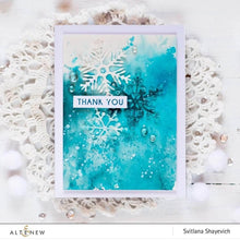 Cargar imagen en el visor de la galería, Layered Snowflakes Die Set  - Altenew
